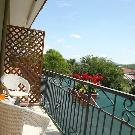 Casa Vacanze Le Querce San Severino Exterior photo